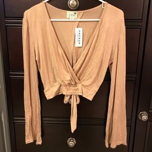 Long sleeve crop top